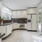 Luxury El Duque Appartement