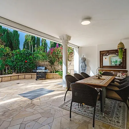 Luxury El Duque Appartement *