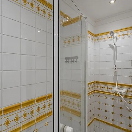 Luxury El Duque Apartament